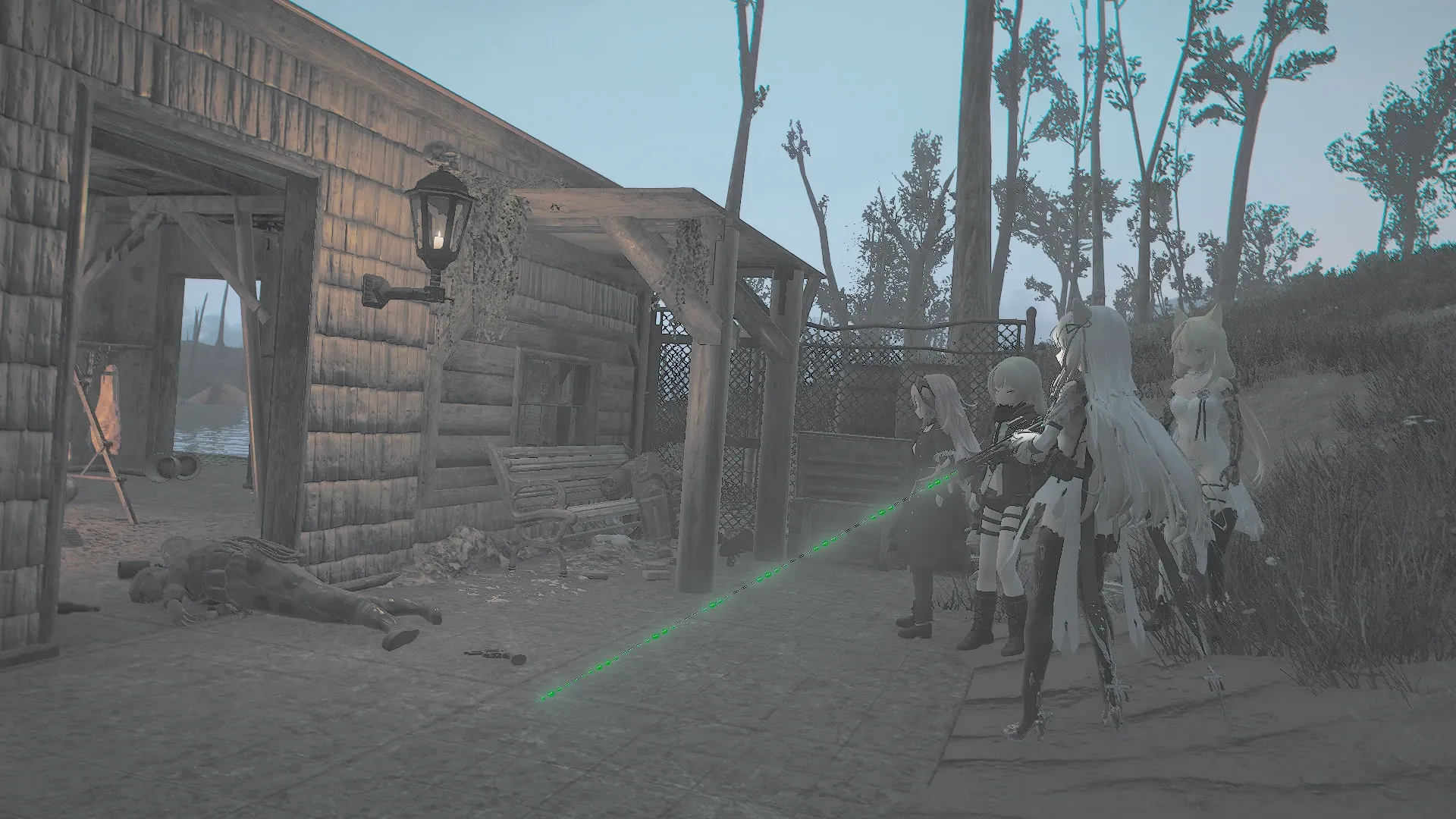 写真: 沼地付近に住まう謎の集団。こちらを見るなり襲ってきた