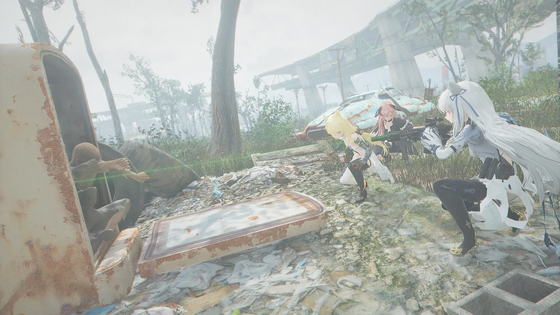 写真: 冷蔵庫のドアが倒れる。そこにはグールの子供が佇んでいた