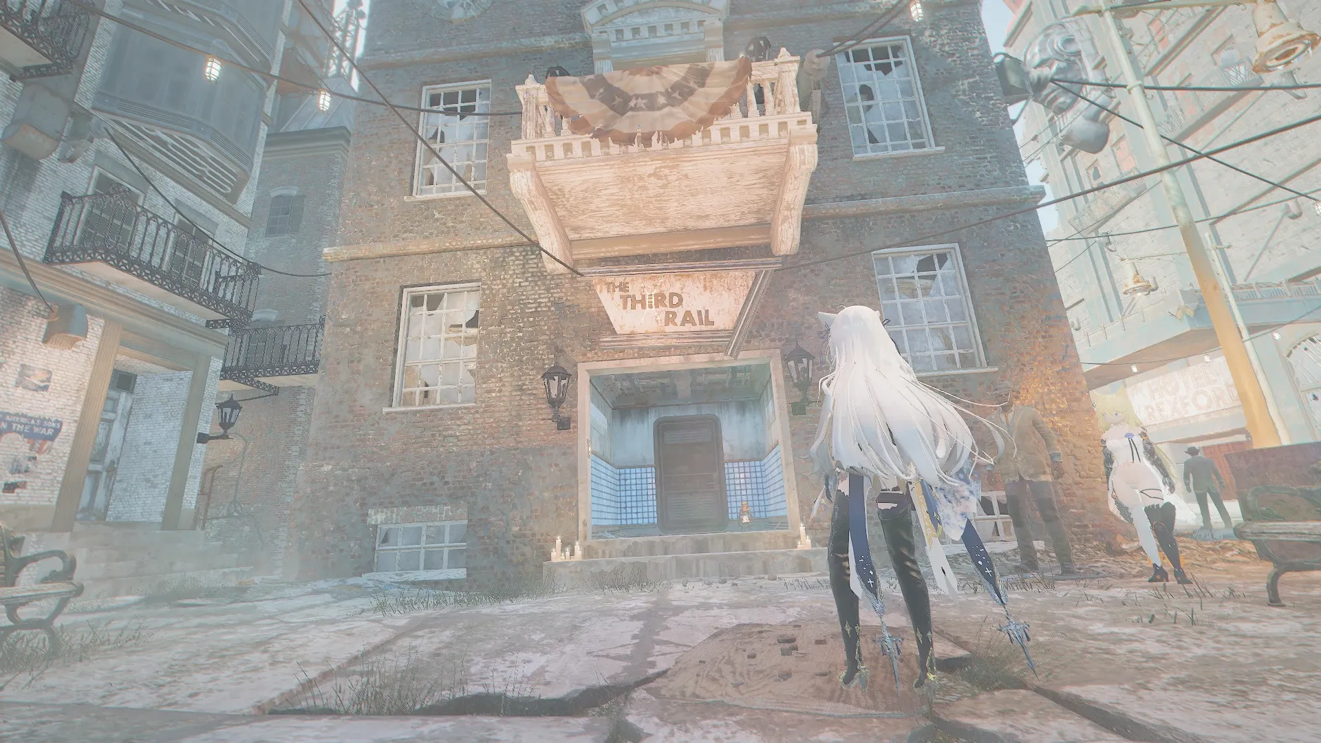 写真: 宿のエントランスホールの椅子に腰掛けるSizryavka