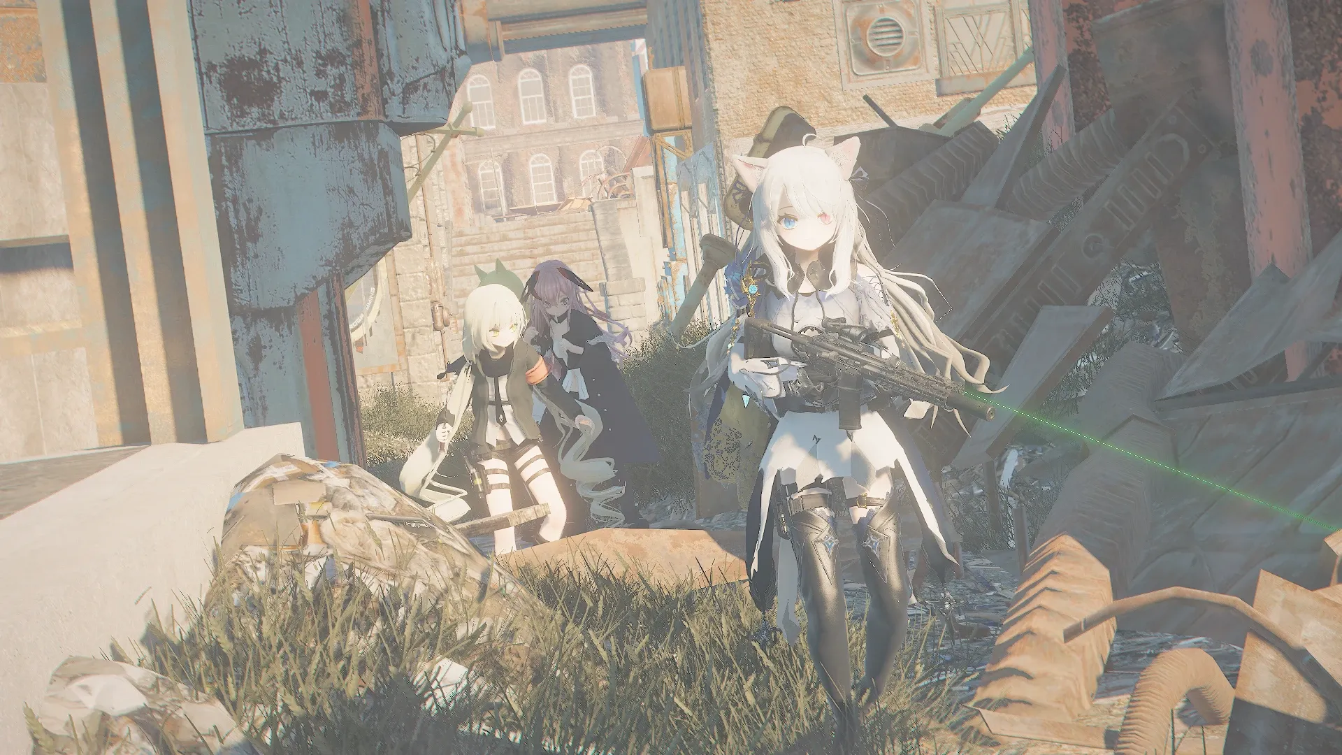 写真: 再び瓦礫と建物の間を縫って進む人形達