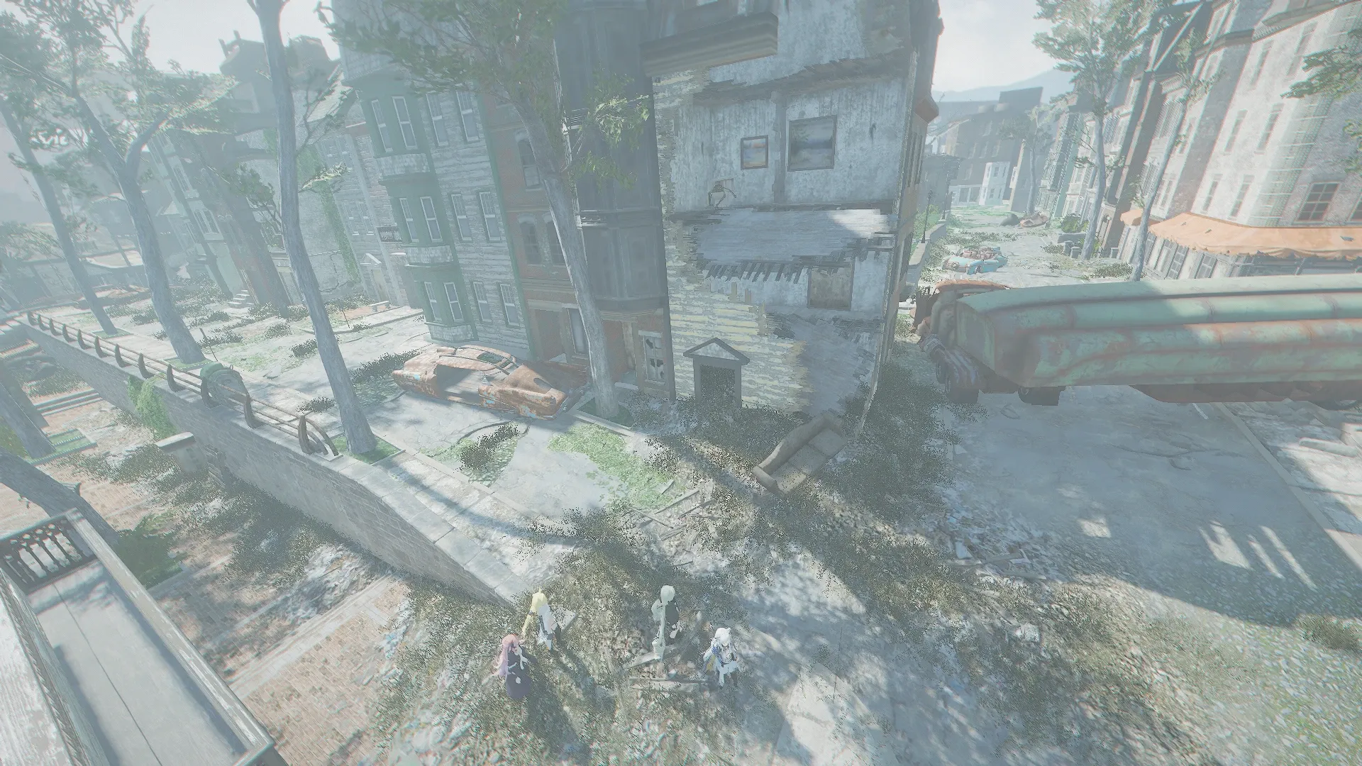 写真: 迂回路が無いかを確認する人形達