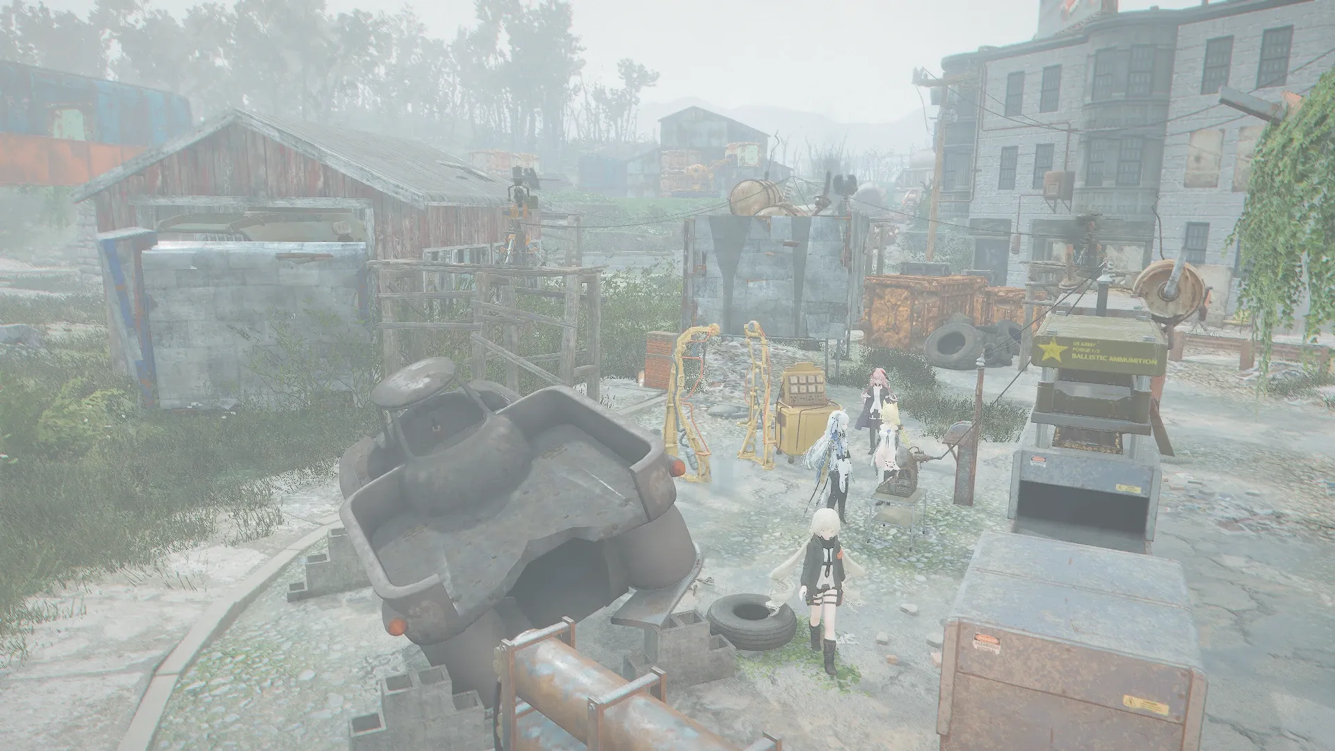 写真: ダイアモンドシティ近郊の臨時設営拠点付近に戻り、遠征の最後の準備を進めている。