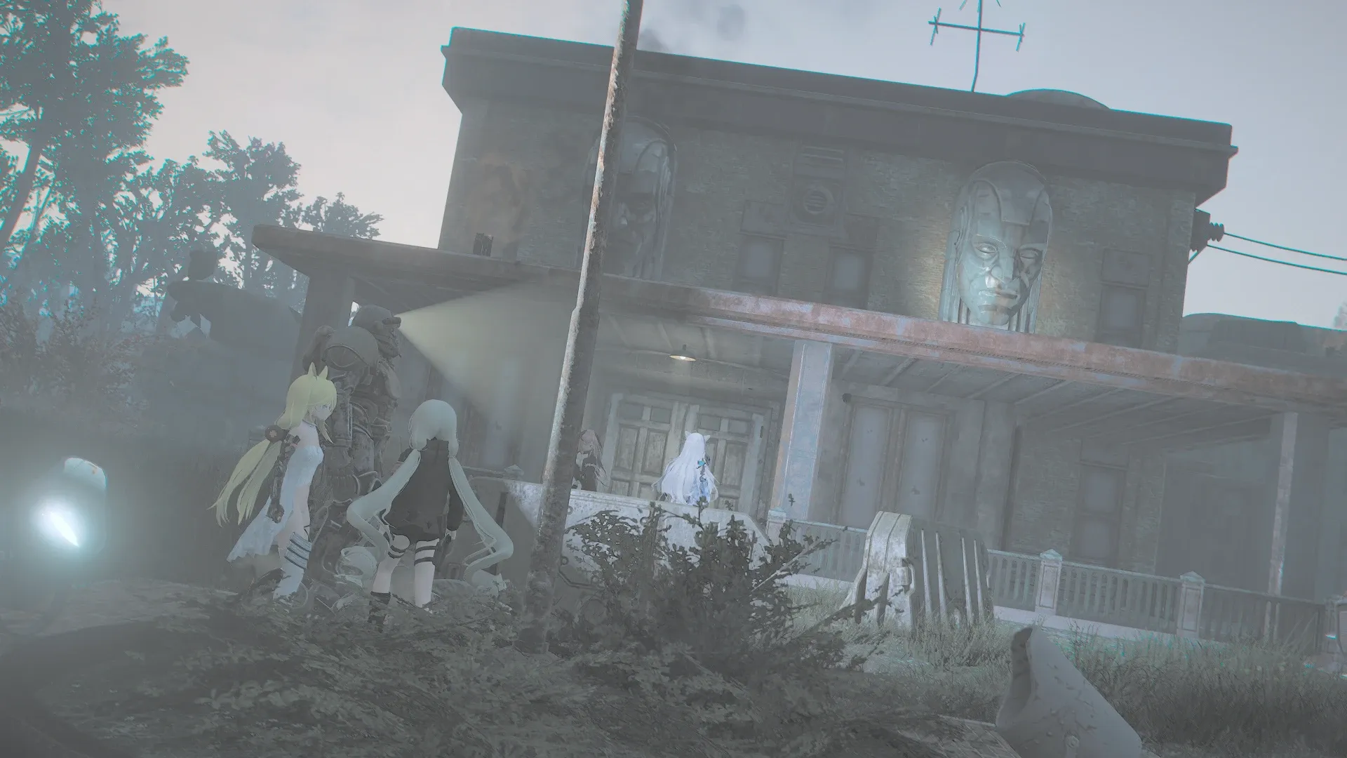 写真: 信号源がこのナショナルガードの施設内から発信されている事がわかり、中へ向かう人形達