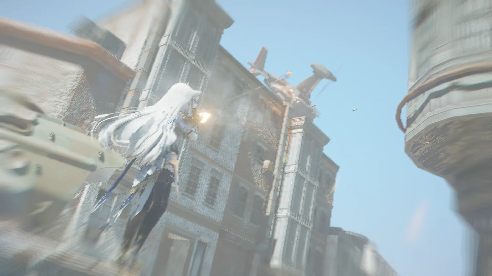 写真: 謎の両翼機から奇襲を受けるSizryavka